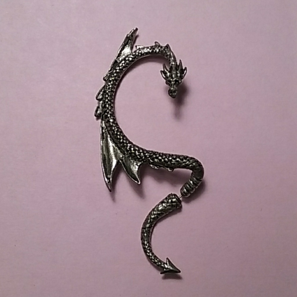 Dragon Earcuff